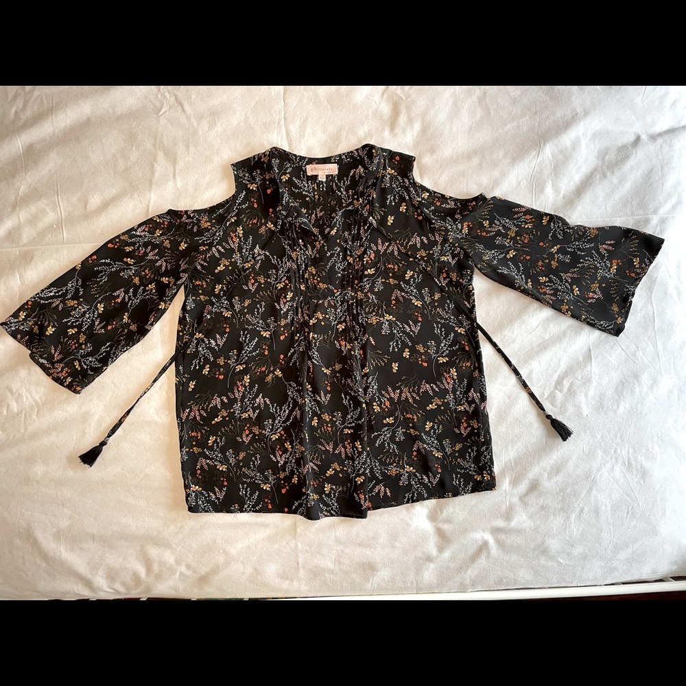 Philosophy cold shoulder top blouse shirt Size Large